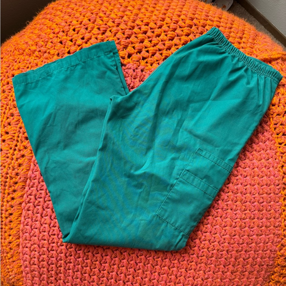 Spread Good Cheer scrub pants